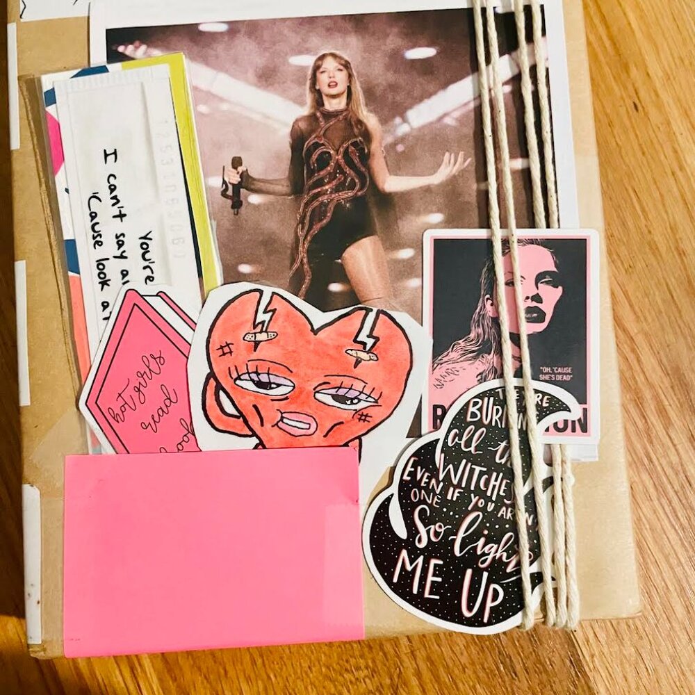 Taylor Swift Blind Date Book: Reputation Era